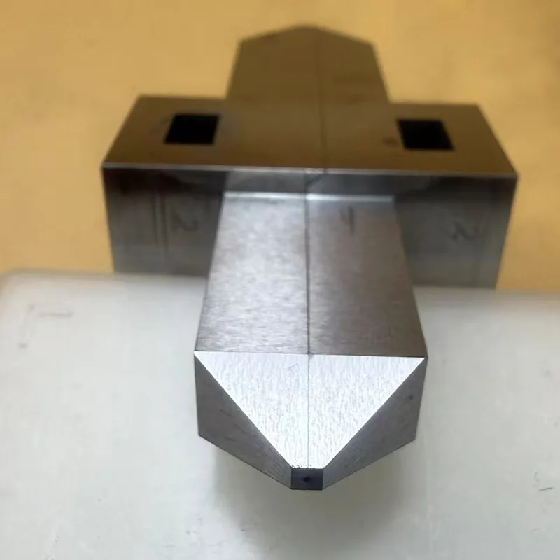 What Kind of Manufacturer Should You Choose for Slow Wire EDM Metal Parts?